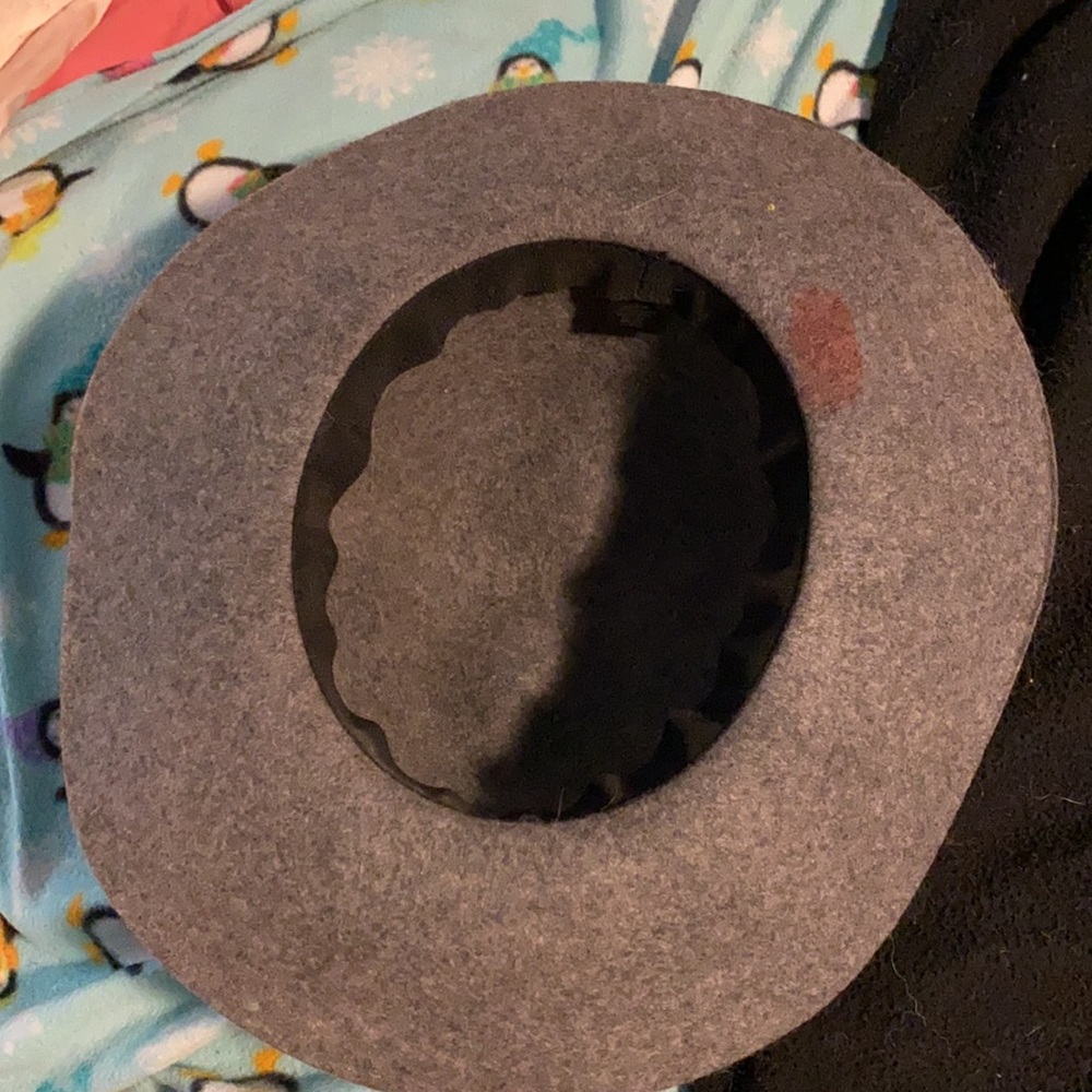 Grey floppy hat - Picture 2 of 3